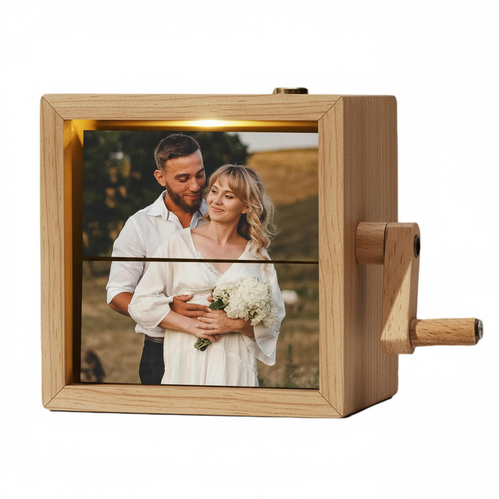 Hand-Cranked Animation Box, Personalized Mechanical Picture Flipper
